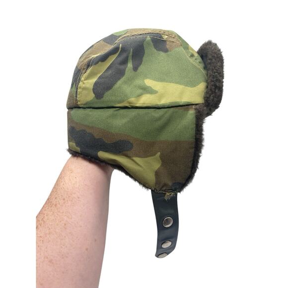 Vintage Ear Flap Trapper Hat Cap Camo Camouflage Thinsulate Gore-Tex 3M Hunting - Picture 2 of 9